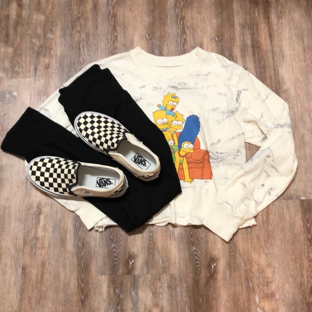 White graphic long sleeve Simpsons tee